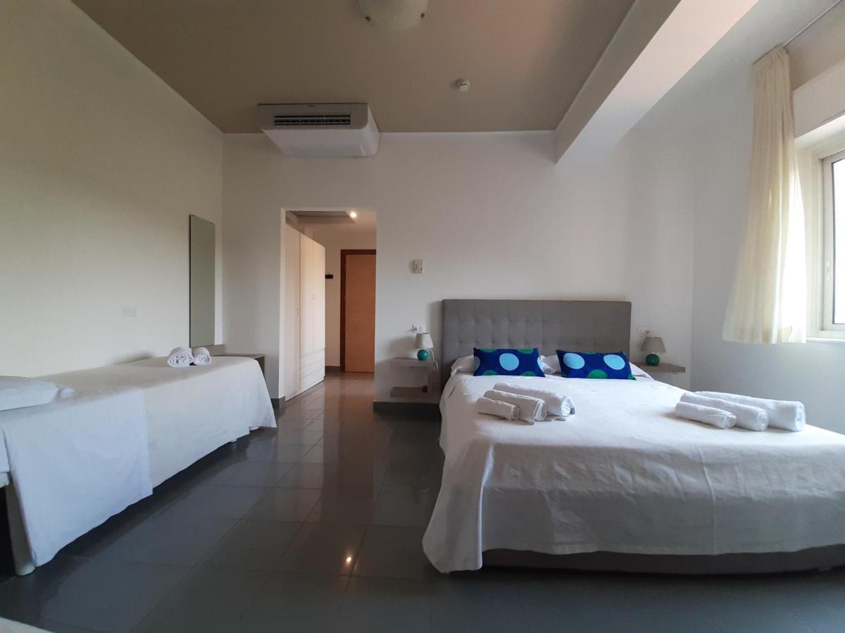 Hotel Desire' Riccione Esterno foto