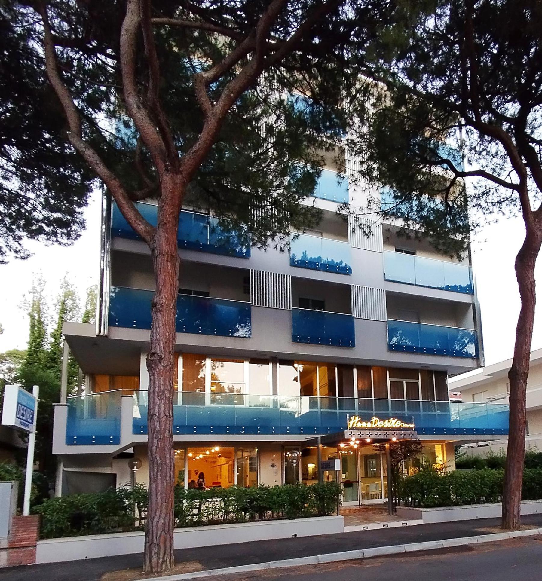 Hotel Desire' Riccione Esterno foto
