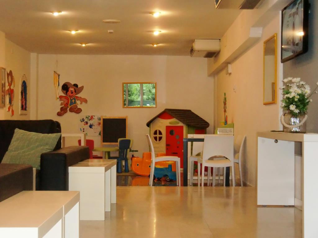 Hotel Desire' Riccione Esterno foto