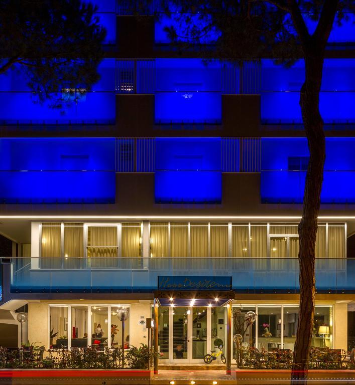 Hotel Desire' Riccione Esterno foto