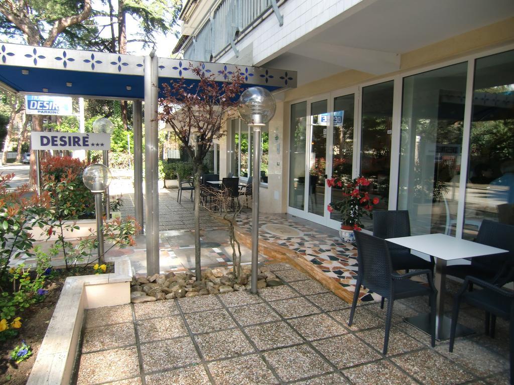 Hotel Desire' Riccione Esterno foto