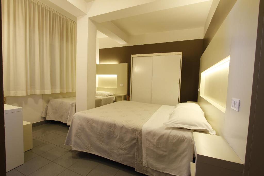 Hotel Desire' Riccione Camera foto