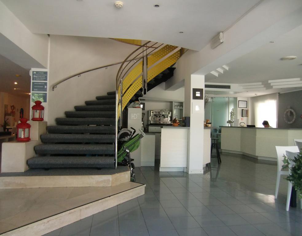Hotel Desire' Riccione Esterno foto
